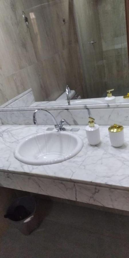 Apartamento Confortavel ゴイアニア エクステリア 写真