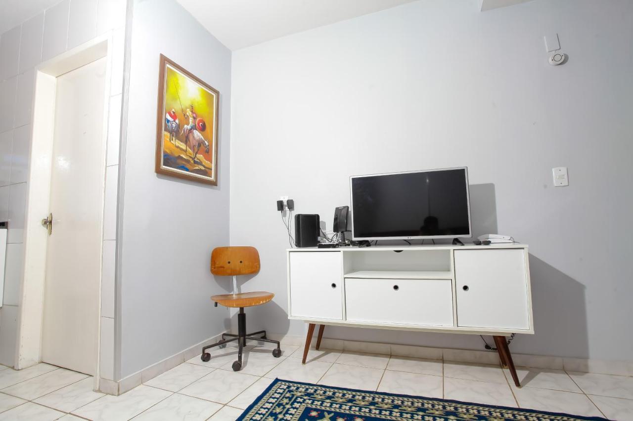 Apartamento Confortavel ゴイアニア エクステリア 写真